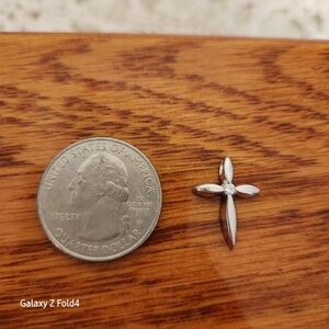 Elegant White Gold 14kt  Cross Pendant with Diamond Accent